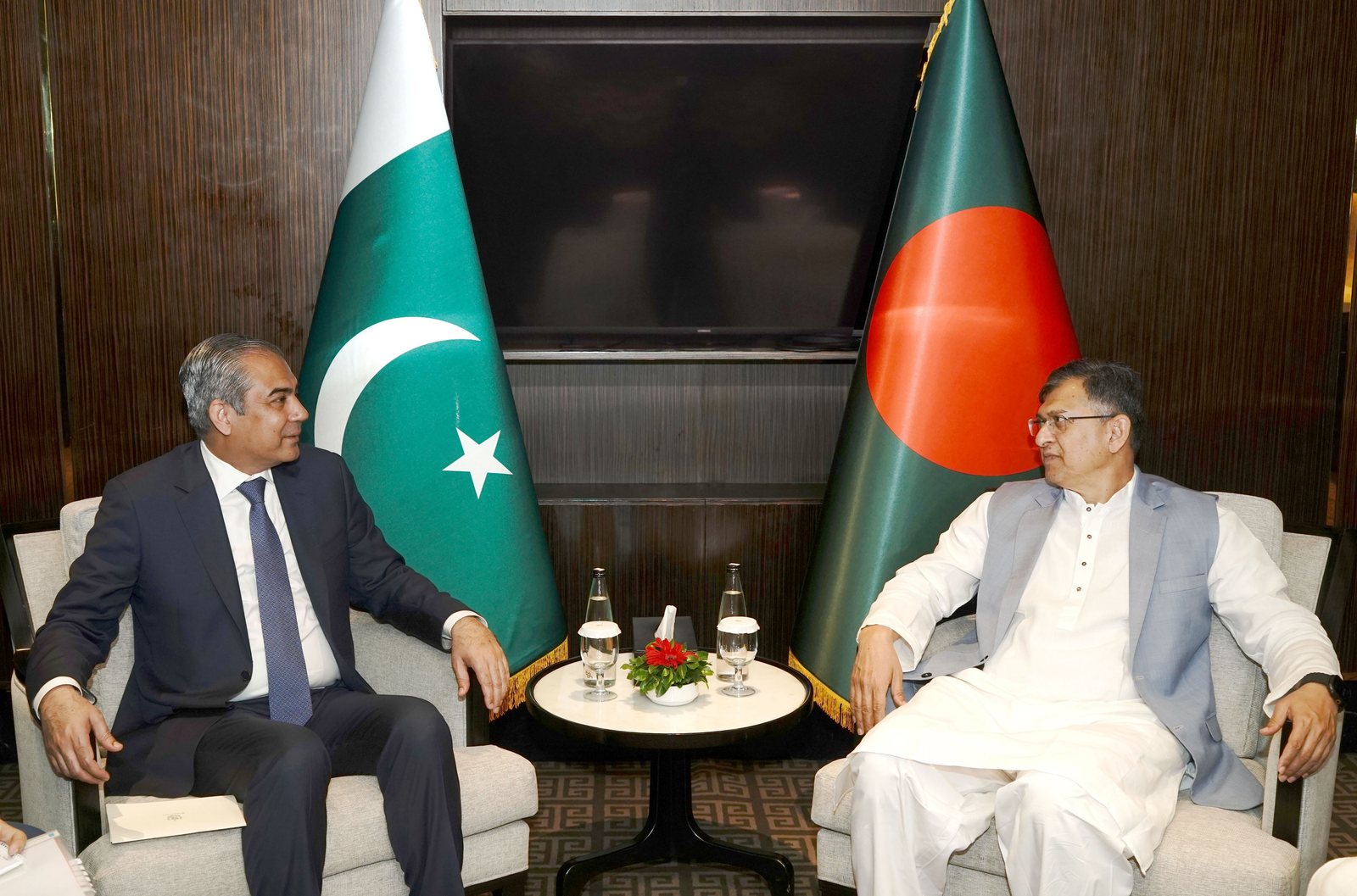 Pakistan's interior minister Mohsin Naqvi and Bangladesh's home minister Salahuddin Ahmed during a bilateral meeting in Dhaka.