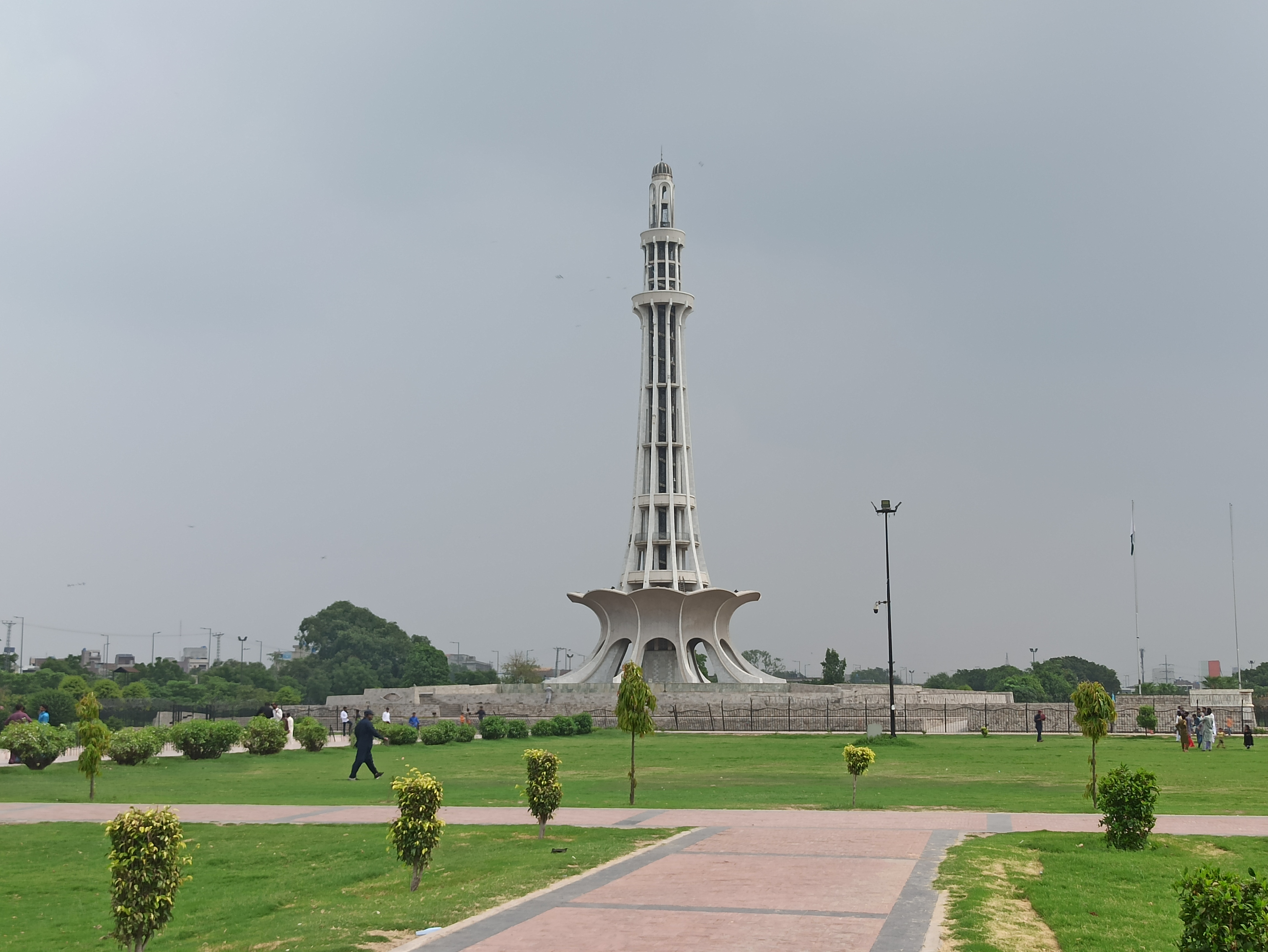 The Minar-e-Pakistan monument in Lahore, with its tower and surrounding park.