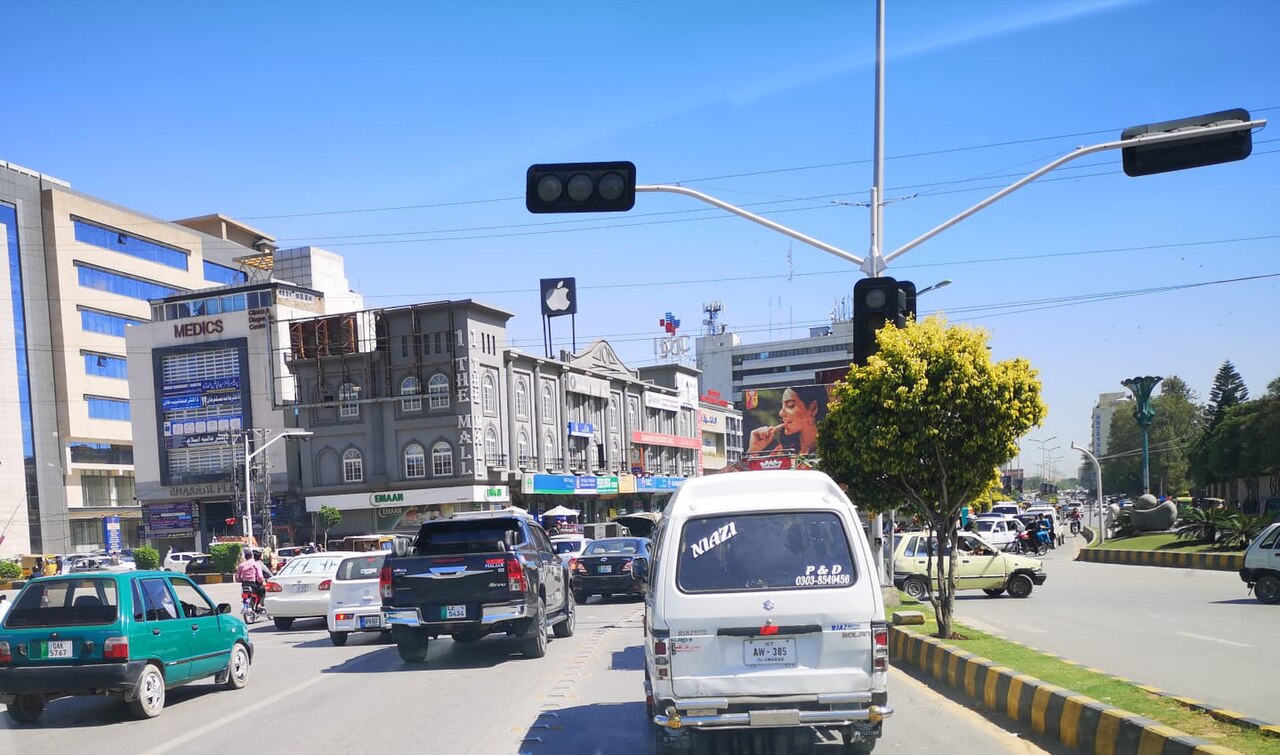 A street view of the Saddar commercial area of Rawalpindi, Pakistan.